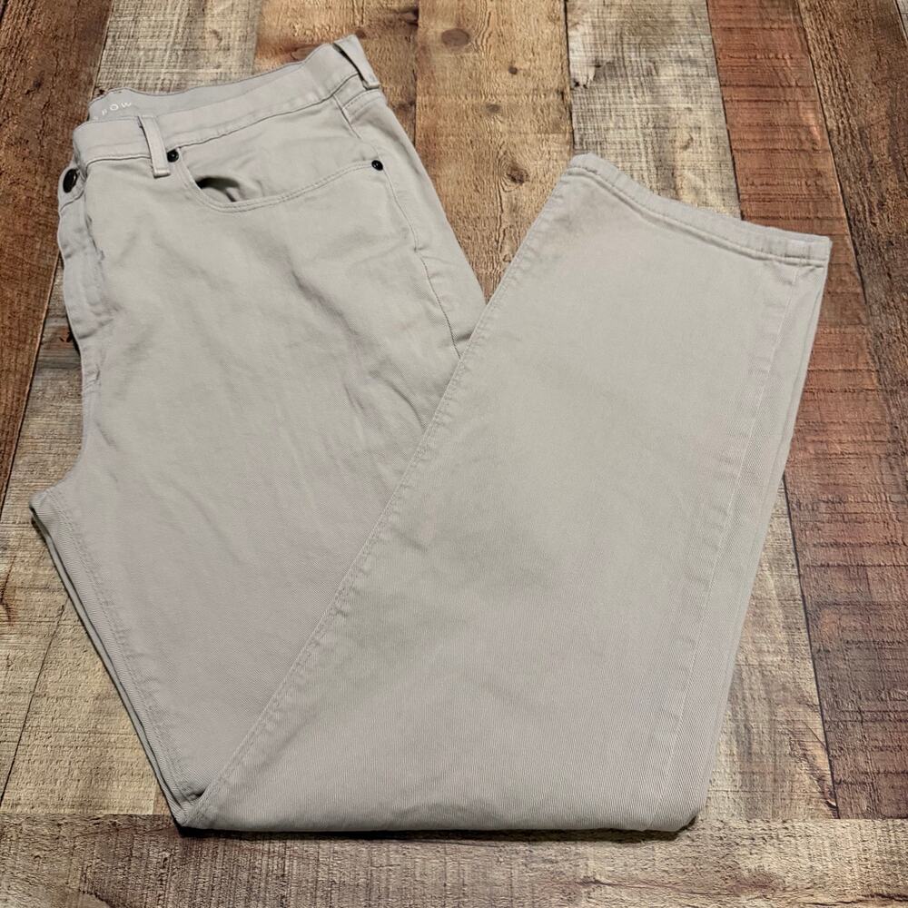 Mott & Bow Men's Lt Khaki Slim Fit Jeans Sz 38/32 Casual Closet Staple Stretch